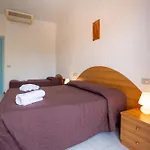 Centro Vacanze Domus M.g. 3*