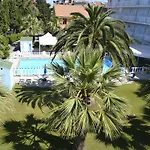 Centro Vacanze Domus M.g. 3* سان بنيديتّو ديل ترونتو