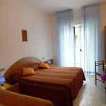 Centro Vacanze Domus M.g. سان بنيديتّو ديل ترونتو
