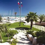 Centro Vacanze Domus M.g. سان بنيديتّو ديل ترونتو