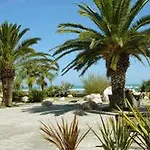 Centro Vacanze Domus M.g. 3*