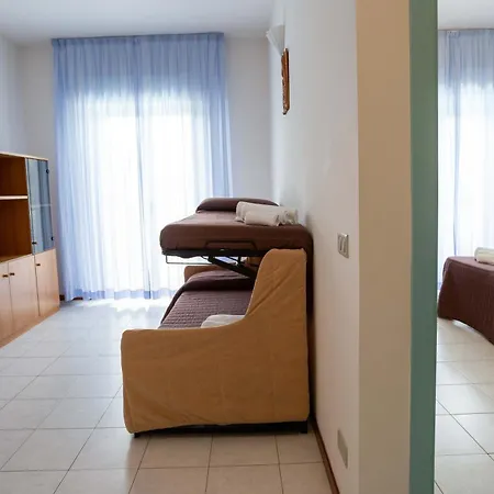 Centro Vacanze Domus M.g. Hotel