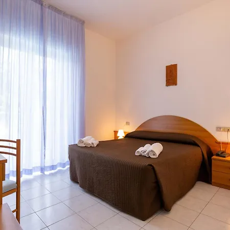 Centro Vacanze Domus M.g. ホテル