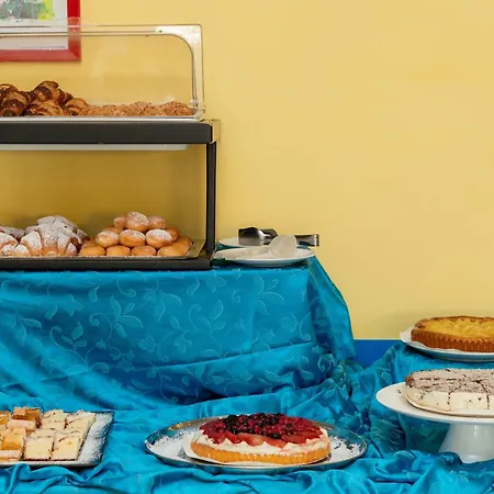 Centro Vacanze Domus M.g. Hotel 3*