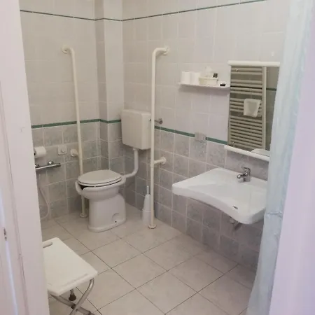 Centro Vacanze Domus M.g. Hotel