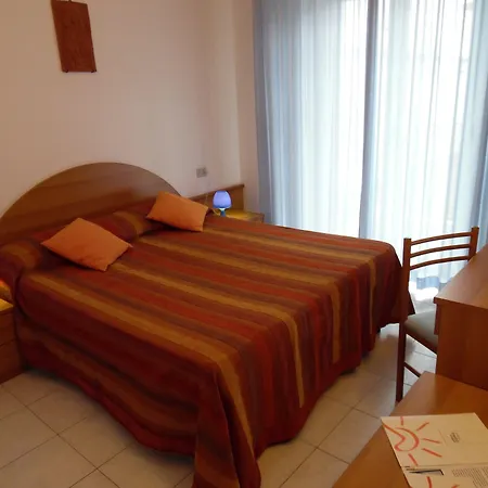 Centro Vacanze Domus M.g. Hotel