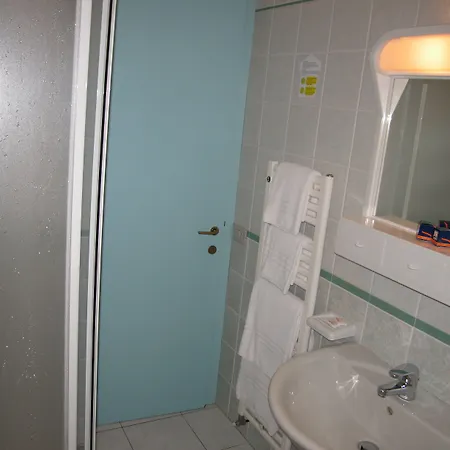 Centro Vacanze Domus M.g. Hotel