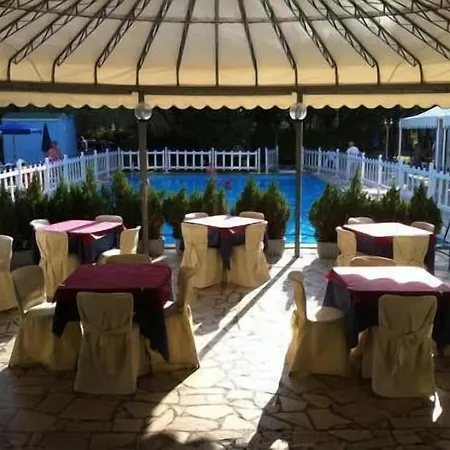 Centro Vacanze Domus M.g.