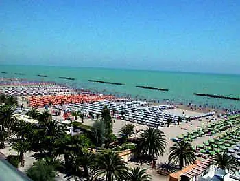 Centro Vacanze Domus M.g. ホテル 3*