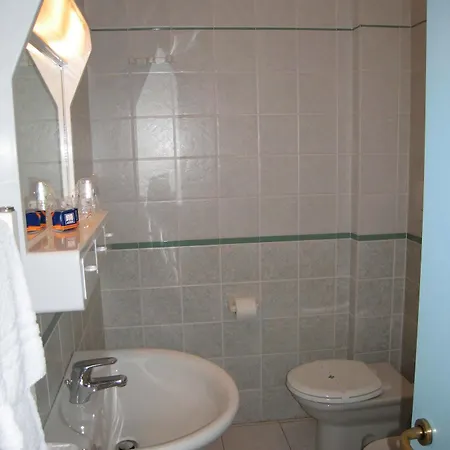 Hotel Centro Vacanze Domus M.g.